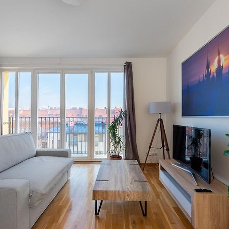 Sunny Safron Apartment براغ المظهر الخارجي الصورة