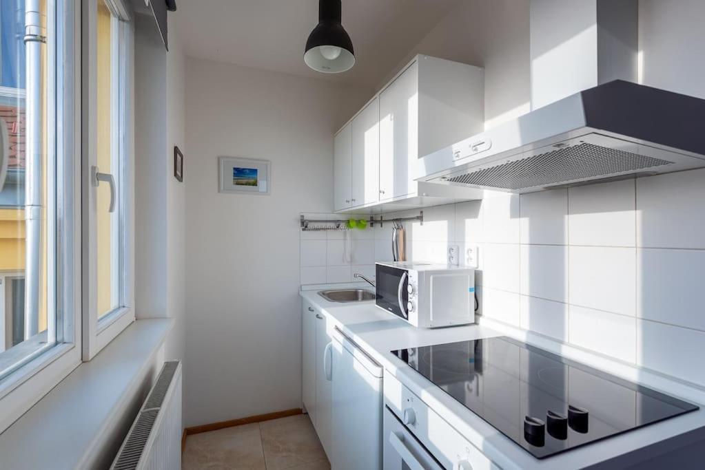 Sunny Safron Apartment براغ المظهر الخارجي الصورة
