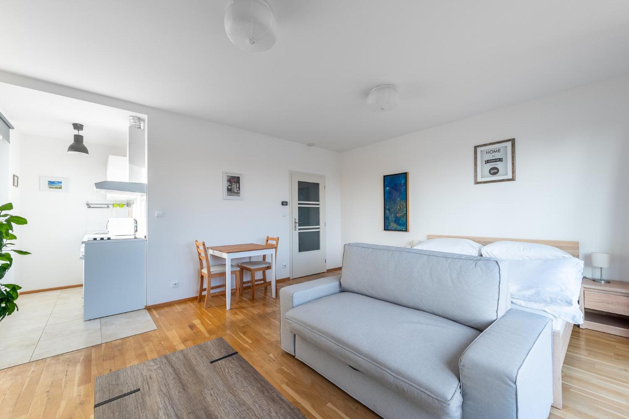 Sunny Safron Apartment براغ المظهر الخارجي الصورة